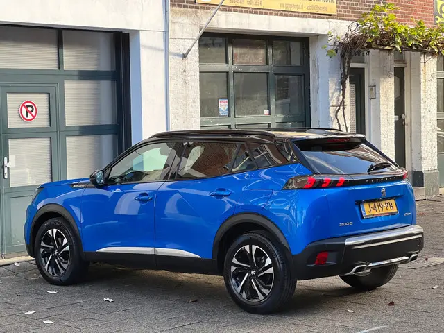 Peugeot 2008 1.2 PureTech GT-Line 2020 Benzine 24