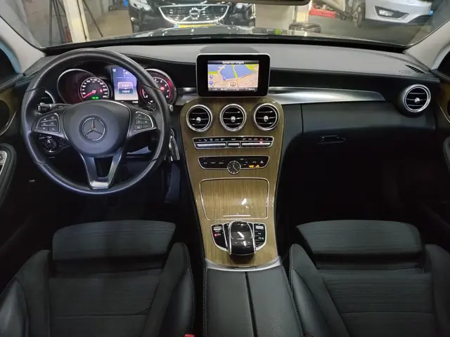 Mercedes-Benz C-Klasse Estate 200 Edition 1 2014 Benzine 8