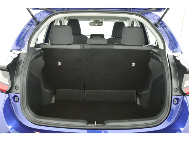 Toyota Yaris 1.5 Hybrid Active 2022 Hybride Benzine 23
