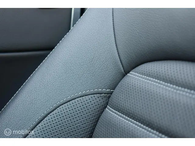 Mercedes-Benz C-Klasse Cabrio 200 Ambition 2016 Benzine 31