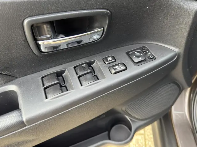 Mitsubishi ASX 1.6 Cleartec Intense 2016 Benzine 12