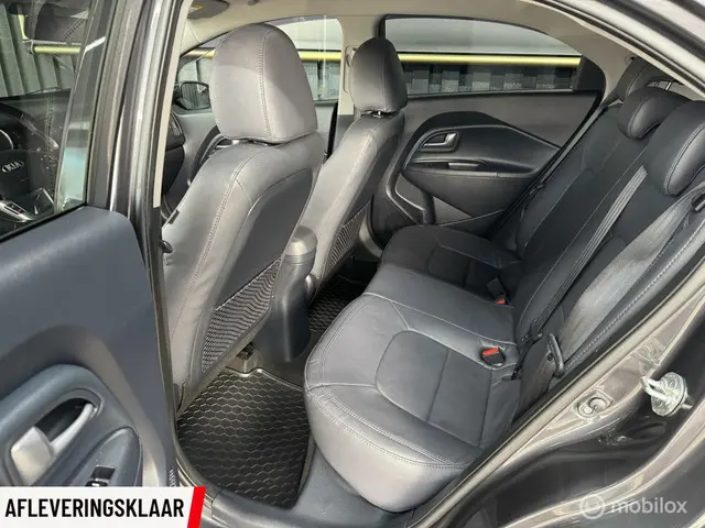 Kia Rio 1.2 CVVT ComfortLine 2015 Benzine 12
