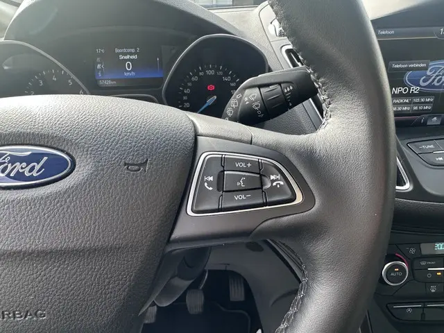 Ford C-MAX 1.5 Titanium 2017 Benzine 19