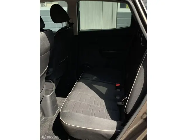 Kia Venga 1.4 CVVT Plus Pack 2013 Benzine 12
