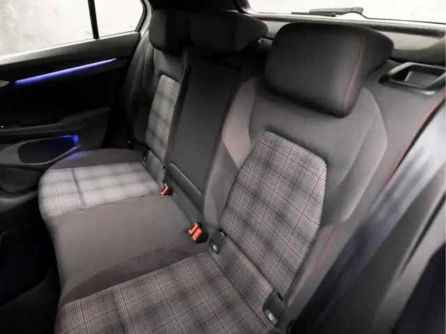 Volkswagen Golf 2.0 TSI GTI 2020 Benzine 15