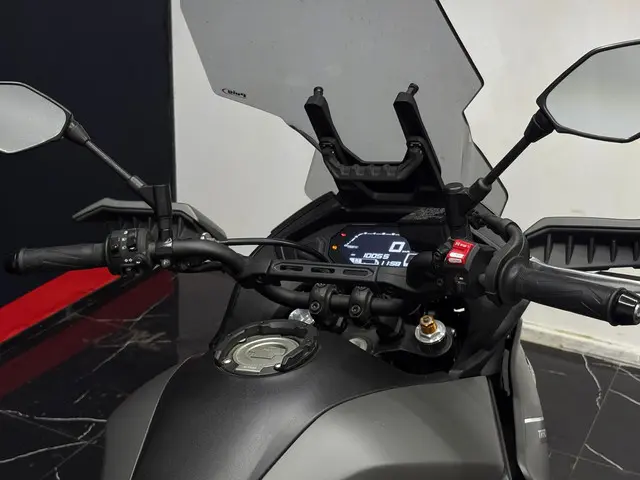 Yamaha TRACER 7 2023 ABS 1 Jr Garantie 2023 Benzine 5