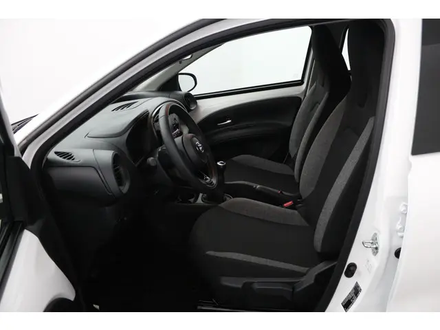 Toyota Aygo X 1.0 VVT-i MT Play 2023 Benzine 16