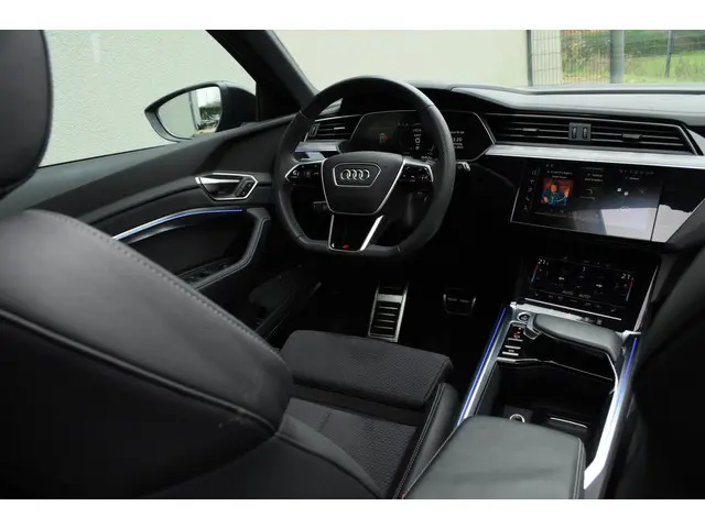 Audi Q8 e-tron 55 Quattro 2023 Elektrisch 5