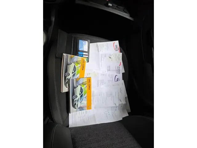 Opel Corsa 1.2-16V Design Edition 2014 Benzine 19