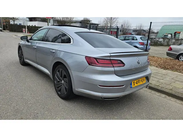 Volkswagen Arteon 2.0 TDI Business R 2018 Diesel 3