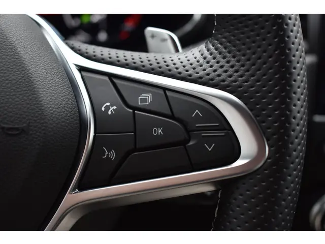 Renault Arkana mild hybrid 160 PK R.S. line 2023 Benzine 29