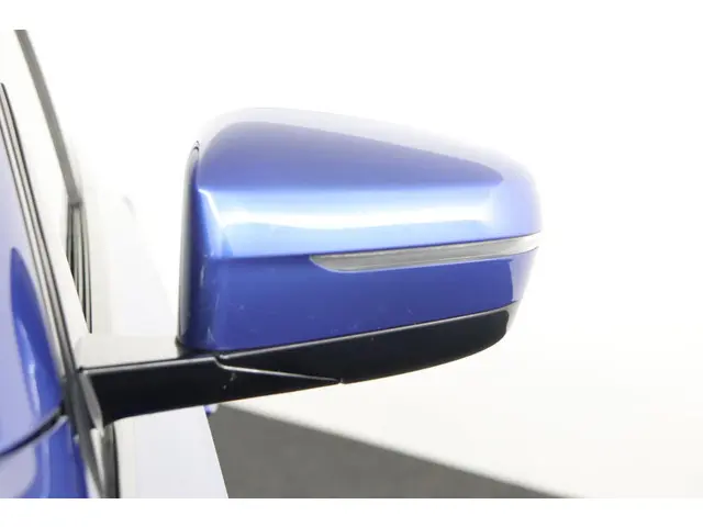 BMW 3 Serie 330i High Executive 2020 Benzine 30