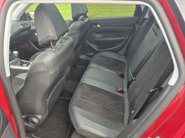 Peugeot 308 SW 1.2 e-THP Première 2015 Benzine 3