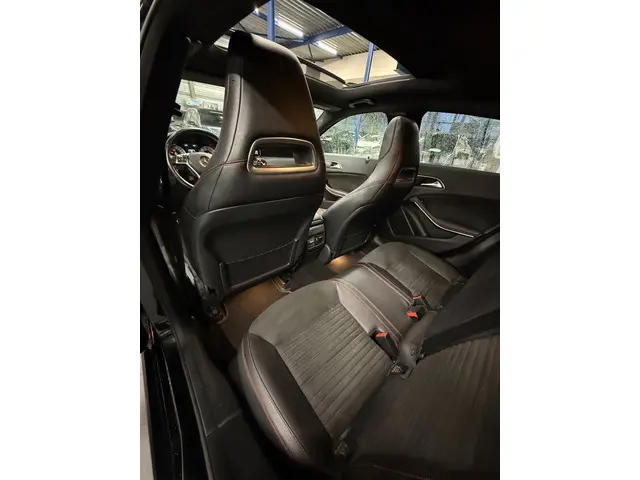 Mercedes-Benz A-Klasse 250 Sport Prestige 2015 Benzine 38