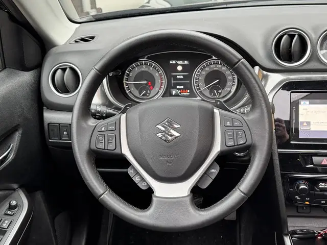 Suzuki Vitara 1.4 Boosterjet AllGrip Stijl 2019 Benzine 15