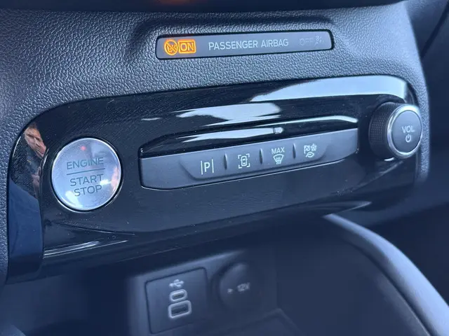 Ford Kuga 2.5 PHEV ST-Line 2025 Hybride Benzine 28