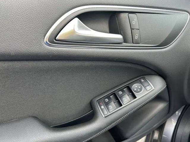 Mercedes-Benz B-Klasse 180 Ambition 2016 Benzine 15