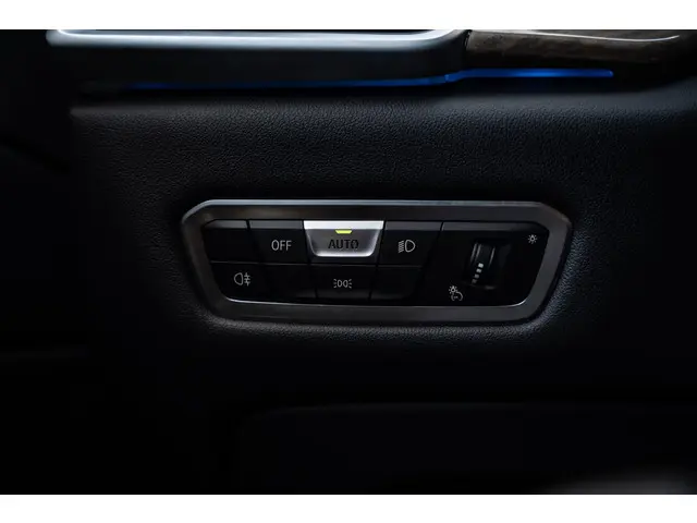 BMW X5 xDrive45e High Executive 2023 Hybride Benzine 47