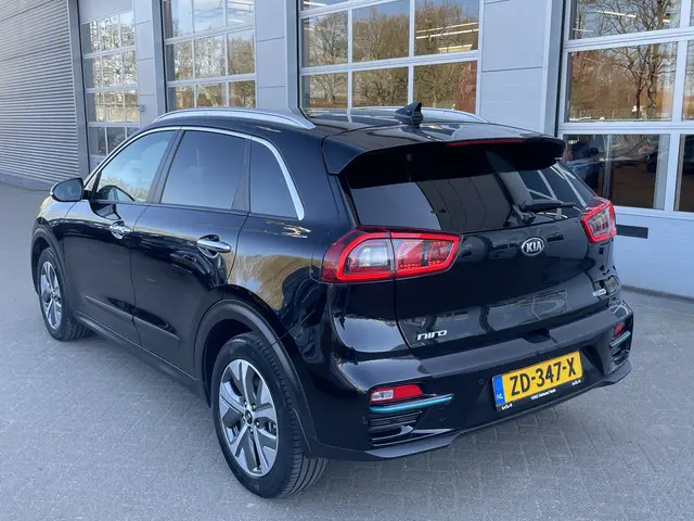 Kia e-Niro ExecutiveLine 64 kWh 2019 Elektrisch 7