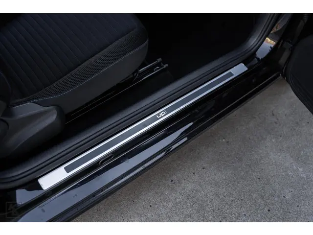 Volkswagen up! 1.0 2014 | CUP Up! | Pano | Lage KM 2014 Benzine 50
