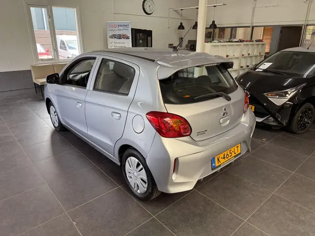 Mitsubishi Space Star 1.0 Cool+ 2021 Benzine 5