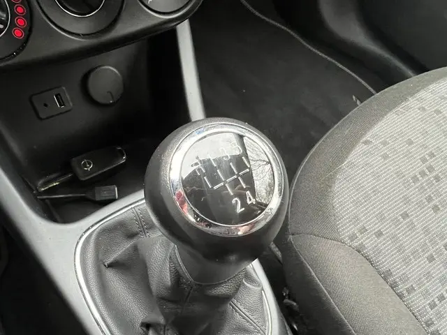 Opel ADAM 1.2 | Airco + Nette auto | 2013 Benzine 19