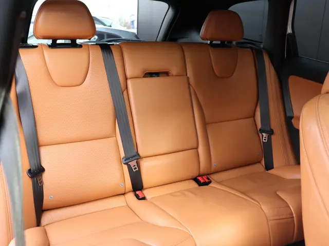 Volvo XC60 2.0 T5 R-Design 2017 Benzine 15