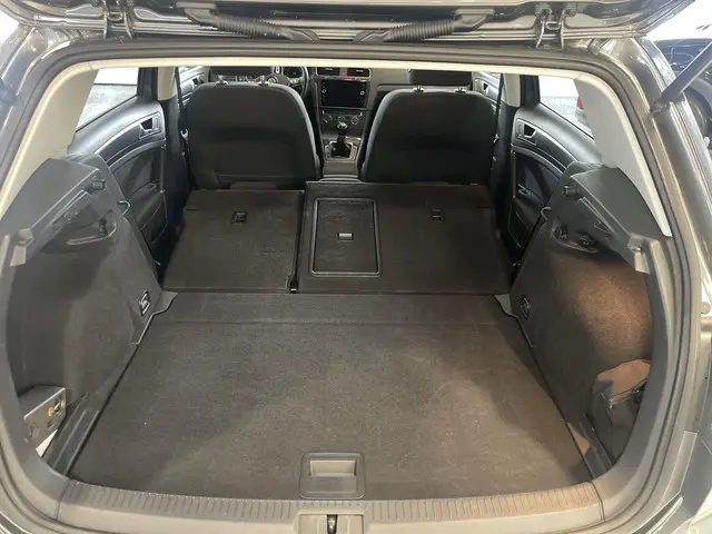 Volkswagen Golf 1.0 TSI Comfortline 2017 Benzine 39