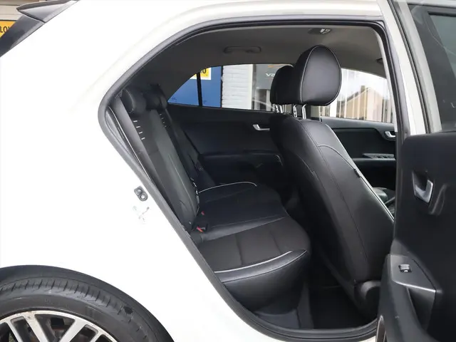 Kia Rio 1.0 T-GDI EcoDynamics 120pk GT-Line 2019 Benzine 18