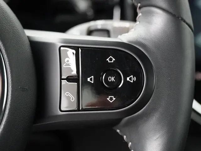 MINI Cooper Cabrio 3-deurs 2022 Benzine 22