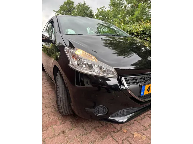 Peugeot 208 1.0 VTi LIKE 2014 Benzine 6