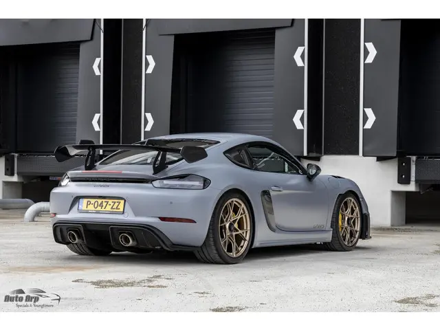 Porsche 718 GT4 RS 2022 Benzine 19