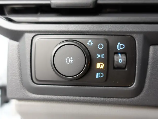 Ford Transit Custom 300 2.0 TDCI L2H1 Trend 2024 Diesel 11