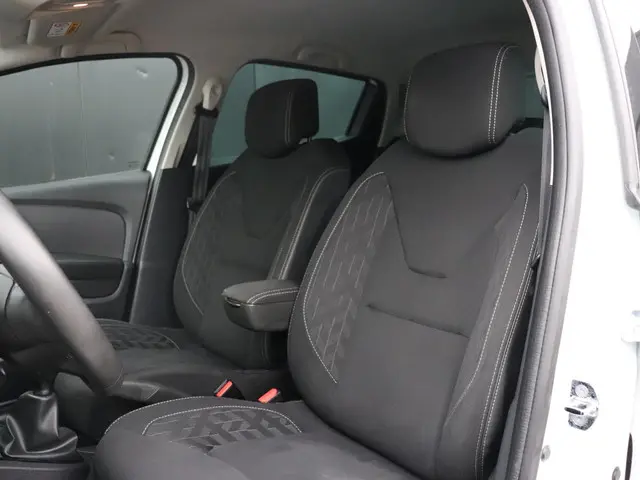 Renault Clio 0.9 TCe Limited 2019 Benzine 11