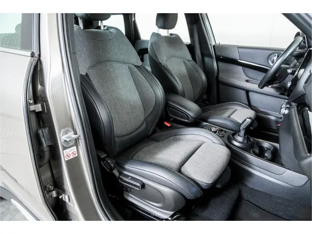 MINI Countryman 1.5 Automaat One Salt 2020 Benzine 28