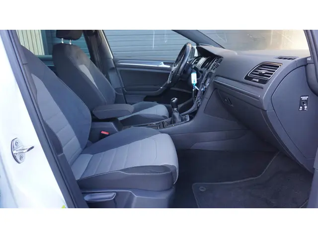 Volkswagen Golf 1.4 TSI 122pk 2x R-line 2014 Benzine 10