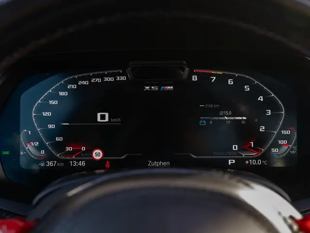 BMW X5 M Competition 2021 Benzine 30