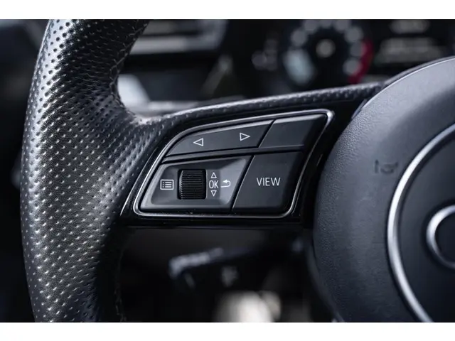 Audi A3 Sportback 35 TFSI S Line 2021 Benzine 24