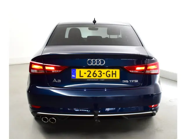 Audi A3 Limousine 35 TFSI Advance Sport 2020 Benzine 4