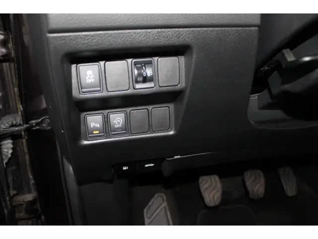 Nissan QASHQAI 1.2 Acenta 2014 Benzine 14