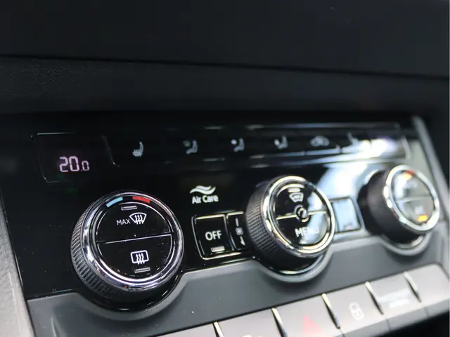 Škoda Karoq 1.5 TSI ACT Sportline 2019 Benzine 61