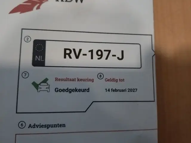 Volvo V40 2.0 D2 Ocean Race Lage km stand!! 2015 Diesel 21