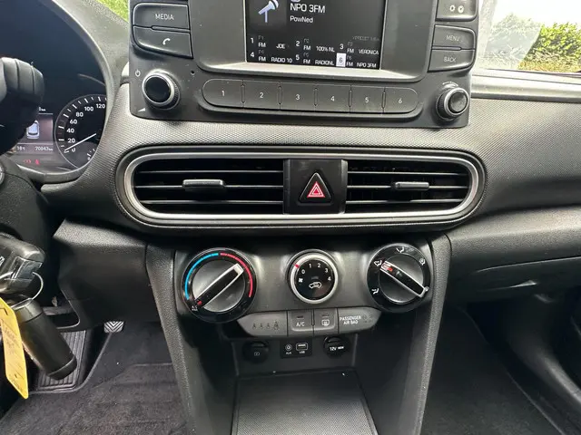 Hyundai Kona 1.0 T-GDI i-Drive 2020 Benzine 24