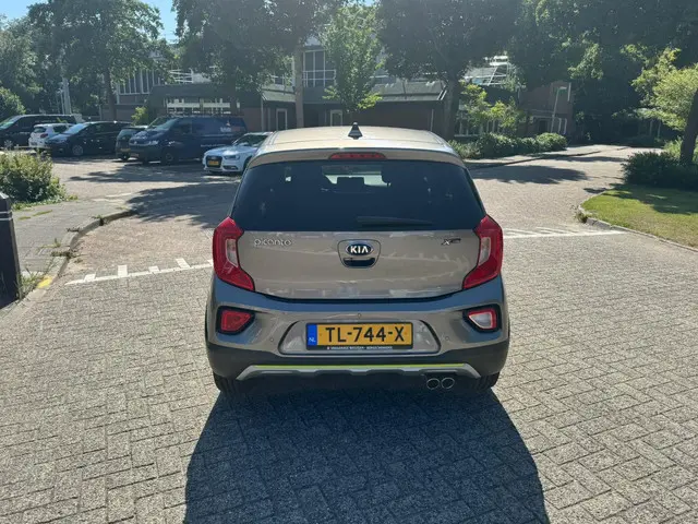Kia Picanto 1.0 T-GDI X-Line 2018 Benzine 6