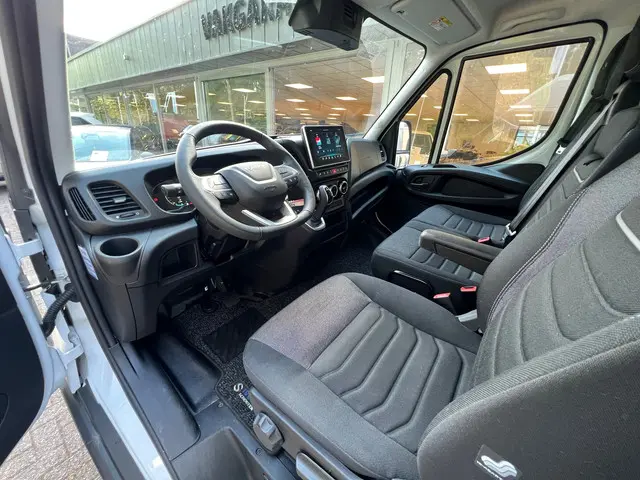 Iveco Daily 35S21 L2H2 3.0L 210PK Automaat 2024 Diesel 9