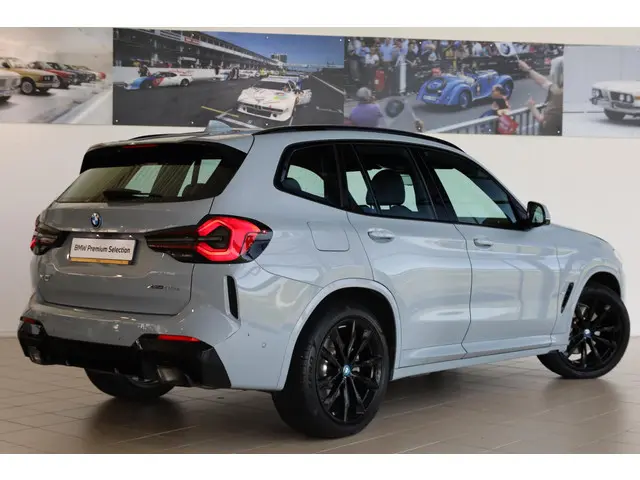 BMW X3 xDrive30e 2023 Hybride Benzine 2