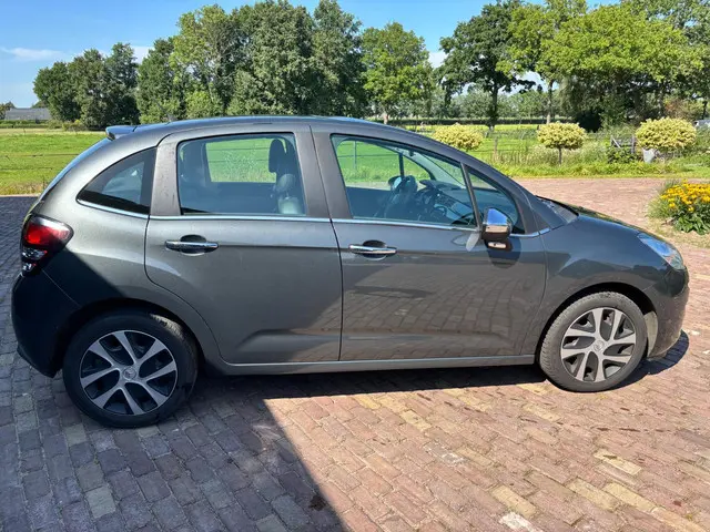 Citroën C3 1.2 VTi Collection 2013 Benzine 2