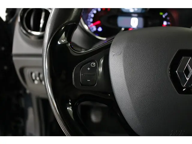 Renault Captur 1.2 TCe Limited 120 PK. 2017 Benzine 16