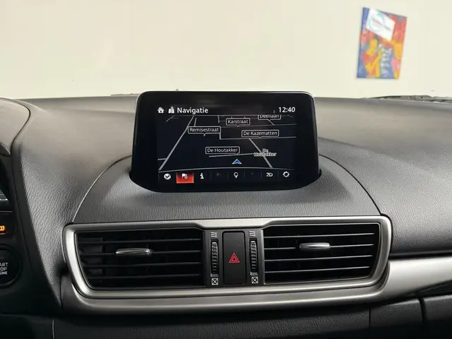 Mazda 3 2.0 SkyActiv-G 165pk SPORTSLINE 2018 Benzine 8