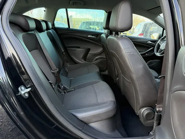 Opel Astra Sports Tourer 1.4 Innovation 2018 Benzine 10